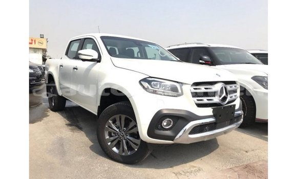 Buy Import Mercedes-Benz 250 White Car in Import - Dubai in Ahal Buy Import Mercedes-Benz 250 White Car in Import - Dubai in Ahal