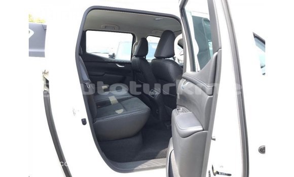 Buy Import Mercedes-Benz 250 White Car in Import - Dubai in Ahal Buy Import Mercedes-Benz 250 White Car in Import - Dubai in Ahal