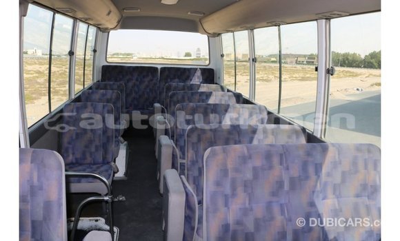 Buy Import Nissan 350Z White Car in Import - Dubai in Ahal Buy Import Nissan 350Z White Car in Import - Dubai in Ahal