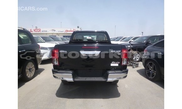 Buy Import Toyota Hilux Black Car in Import - Dubai in Ahal Buy Import Toyota Hilux Black Car in Import - Dubai in Ahal