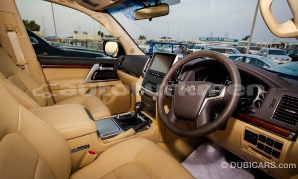 Buy Import Toyota Land Cruiser White Car in Import - Dubai in Ahal Buy Import Toyota Land Cruiser White Car in Import - Dubai in Ahal