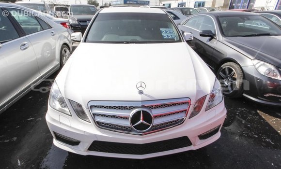 Buy Import Mercedes-Benz 200 White Car in Import - Dubai in Ahal Buy Import Mercedes-Benz 200 White Car in Import - Dubai in Ahal
