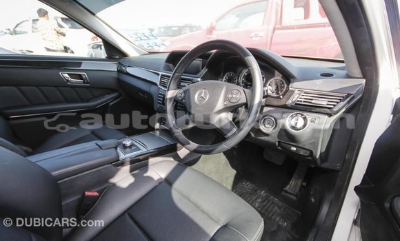 Buy Import Mercedes-Benz 200 White Car in Import - Dubai in Ahal Buy Import Mercedes-Benz 200 White Car in Import - Dubai in Ahal