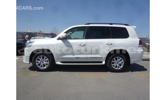 Buy Import Toyota Land Cruiser White Car in Import - Dubai in Ahal Buy Import Toyota Land Cruiser White Car in Import - Dubai in Ahal