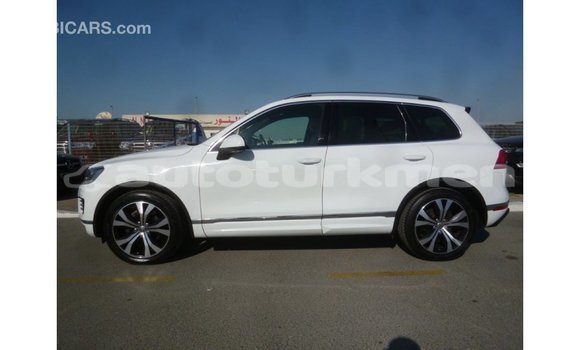 Buy Import Volkswagen Touareg White Car in Import - Dubai in Ahal Buy Import Volkswagen Touareg White Car in Import - Dubai in Ahal