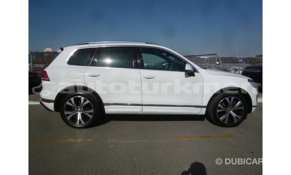 Buy Import Volkswagen Touareg White Car in Import - Dubai in Ahal Buy Import Volkswagen Touareg White Car in Import - Dubai in Ahal