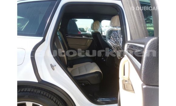 Buy Import Volkswagen Touareg White Car in Import - Dubai in Ahal Buy Import Volkswagen Touareg White Car in Import - Dubai in Ahal