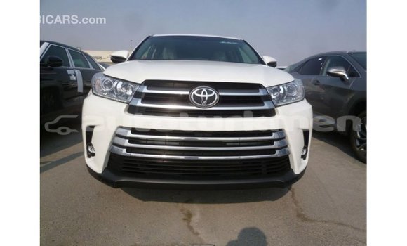 Buy Import Toyota Kluger White Car in Import - Dubai in Ahal Buy Import Toyota Kluger White Car in Import - Dubai in Ahal