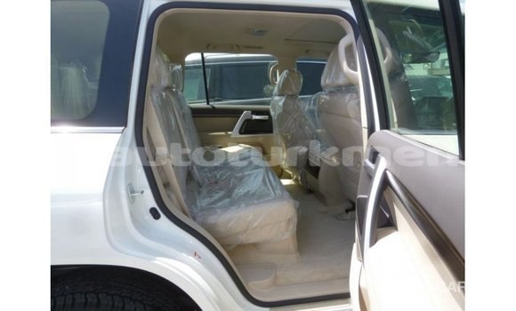 Buy Import Toyota Land Cruiser White Car in Import - Dubai in Ahal Buy Import Toyota Land Cruiser White Car in Import - Dubai in Ahal
