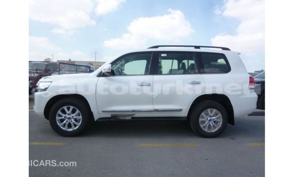Buy Import Toyota Land Cruiser White Car in Import - Dubai in Ahal Buy Import Toyota Land Cruiser White Car in Import - Dubai in Ahal