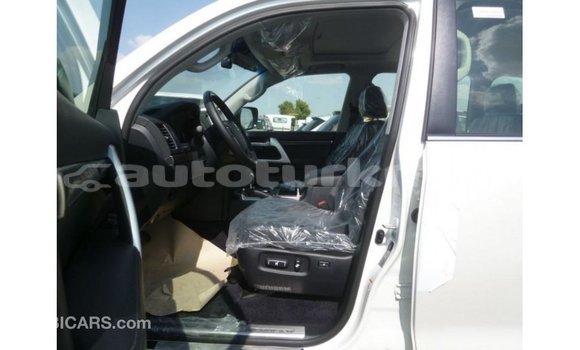 Buy Import Toyota Land Cruiser White Car in Import - Dubai in Ahal Buy Import Toyota Land Cruiser White Car in Import - Dubai in Ahal