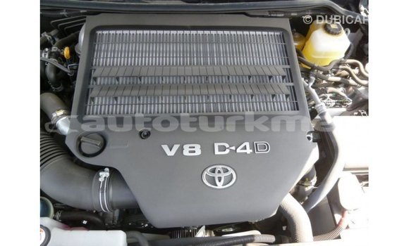 Buy Import Toyota Land Cruiser White Car in Import - Dubai in Ahal Buy Import Toyota Land Cruiser White Car in Import - Dubai in Ahal