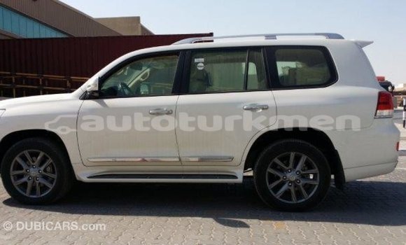 Buy Import Toyota Land Cruiser White Car in Import - Dubai in Ahal Buy Import Toyota Land Cruiser White Car in Import - Dubai in Ahal