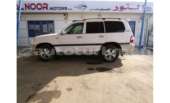 Buy Import Toyota Land Cruiser White Car in Import - Dubai in Ahal Buy Import Toyota Land Cruiser White Car in Import - Dubai in Ahal