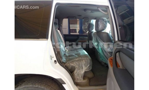 Buy Import Toyota Land Cruiser White Car in Import - Dubai in Ahal Buy Import Toyota Land Cruiser White Car in Import - Dubai in Ahal