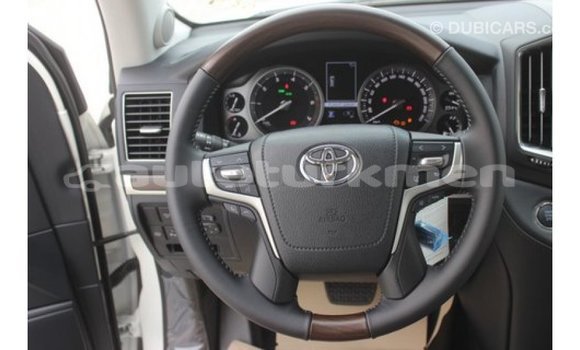 Buy Import Toyota Land Cruiser White Car in Import - Dubai in Ahal Buy Import Toyota Land Cruiser White Car in Import - Dubai in Ahal