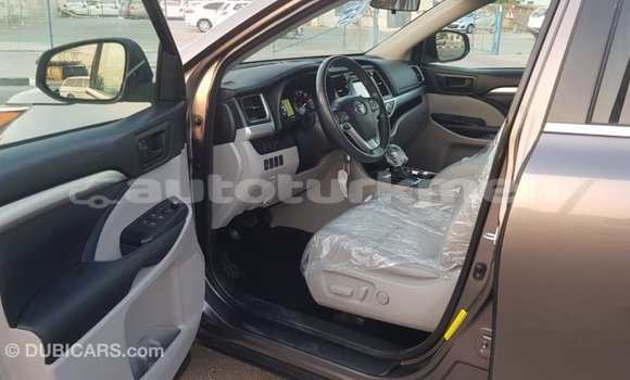 Buy Import Toyota Highlander Other Car in Import - Dubai in Ahal Buy Import Toyota Highlander Other Car in Import - Dubai in Ahal