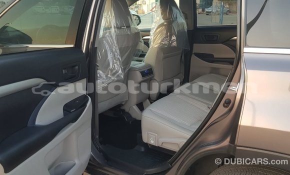 Buy Import Toyota Highlander Other Car in Import - Dubai in Ahal Buy Import Toyota Highlander Other Car in Import - Dubai in Ahal