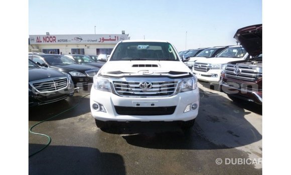 Buy Import Toyota Hilux White Car in Import - Dubai in Ahal Buy Import Toyota Hilux White Car in Import - Dubai in Ahal