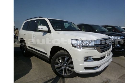 Buy Import Toyota Land Cruiser White Car in Import - Dubai in Ahal Buy Import Toyota Land Cruiser White Car in Import - Dubai in Ahal