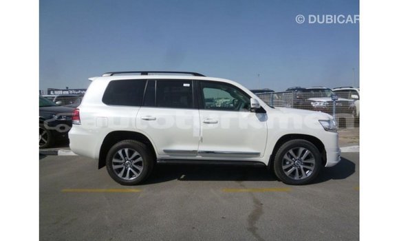 Buy Import Toyota Land Cruiser White Car in Import - Dubai in Ahal Buy Import Toyota Land Cruiser White Car in Import - Dubai in Ahal