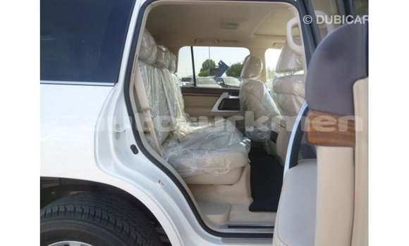 Buy Import Toyota Land Cruiser White Car in Import - Dubai in Ahal Buy Import Toyota Land Cruiser White Car in Import - Dubai in Ahal