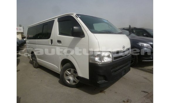 Buy Import Toyota Hiace White Car in Import - Dubai in Ahal Buy Import Toyota Hiace White Car in Import - Dubai in Ahal