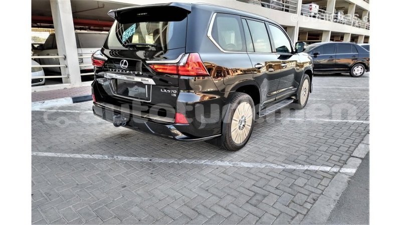 Big with watermark 8f3d8c1a f96b 42e6 982a 9cc5a4808f74