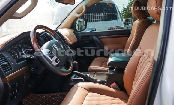 Buy Import Toyota Land Cruiser White Car in Import - Dubai in Ahal Buy Import Toyota Land Cruiser White Car in Import - Dubai in Ahal