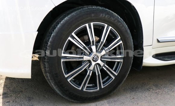 Buy Import Toyota Land Cruiser White Car in Import - Dubai in Ahal Buy Import Toyota Land Cruiser White Car in Import - Dubai in Ahal