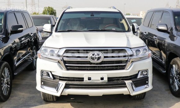 Buy Import Toyota Land Cruiser White Car in Import - Dubai in Ahal Buy Import Toyota Land Cruiser White Car in Import - Dubai in Ahal