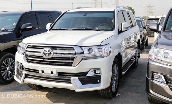 Buy Import Toyota Land Cruiser White Car in Import - Dubai in Ahal Buy Import Toyota Land Cruiser White Car in Import - Dubai in Ahal