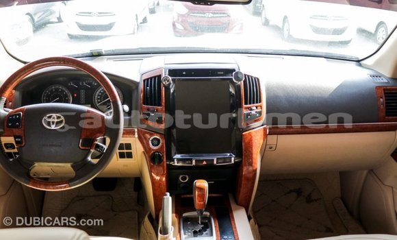 Buy Import Toyota Land Cruiser White Car in Import - Dubai in Ahal Buy Import Toyota Land Cruiser White Car in Import - Dubai in Ahal