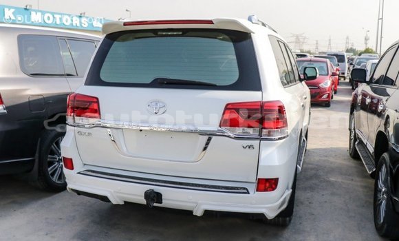 Buy Import Toyota Land Cruiser White Car in Import - Dubai in Ahal Buy Import Toyota Land Cruiser White Car in Import - Dubai in Ahal