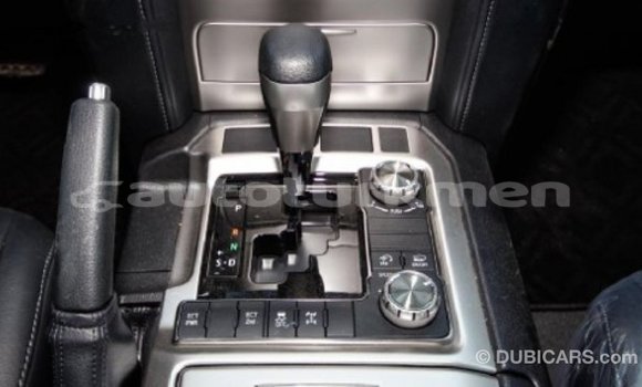 Buy Import Toyota Land Cruiser White Car in Import - Dubai in Ahal Buy Import Toyota Land Cruiser White Car in Import - Dubai in Ahal