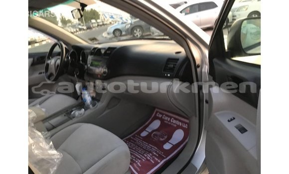 Buy Import Toyota Highlander Other Car in Import - Dubai in Ahal Buy Import Toyota Highlander Other Car in Import - Dubai in Ahal