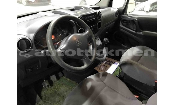 Buy Import Peugeot Partner White Car in Import - Dubai in Ahal Buy Import Peugeot Partner White Car in Import - Dubai in Ahal