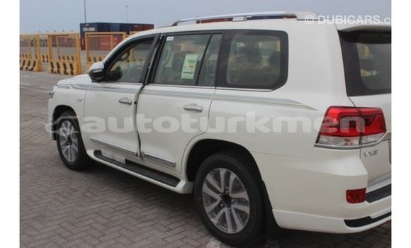 Buy Import Toyota Land Cruiser White Car in Import - Dubai in Ahal Buy Import Toyota Land Cruiser White Car in Import - Dubai in Ahal