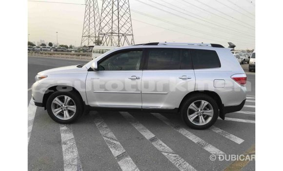 Buy Import Toyota Highlander Other Car in Import - Dubai in Ahal Buy Import Toyota Highlander Other Car in Import - Dubai in Ahal