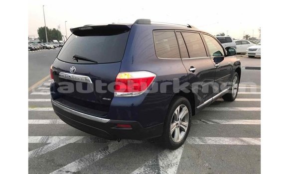Buy Import Toyota Highlander Blue Car in Import - Dubai in Ahal Buy Import Toyota Highlander Blue Car in Import - Dubai in Ahal