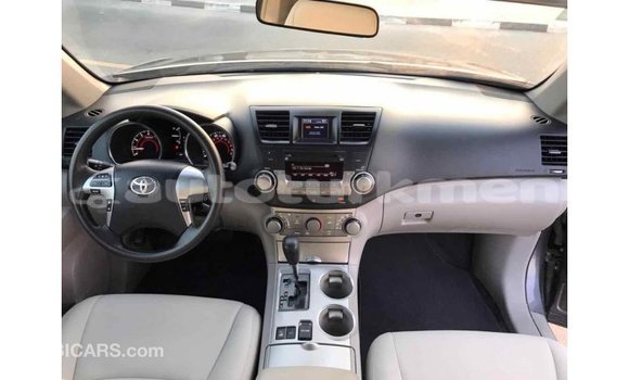 Buy Import Toyota Highlander Other Car in Import - Dubai in Ahal Buy Import Toyota Highlander Other Car in Import - Dubai in Ahal