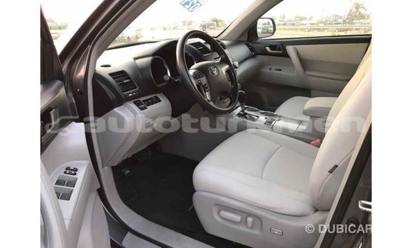 Buy Import Toyota Highlander Other Car in Import - Dubai in Ahal Buy Import Toyota Highlander Other Car in Import - Dubai in Ahal