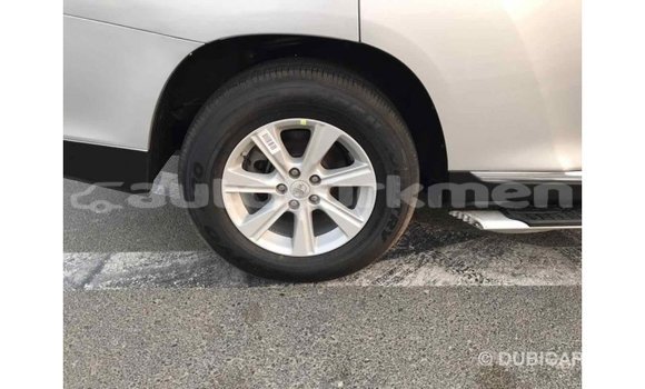 Buy Import Toyota Highlander Other Car in Import - Dubai in Ahal Buy Import Toyota Highlander Other Car in Import - Dubai in Ahal