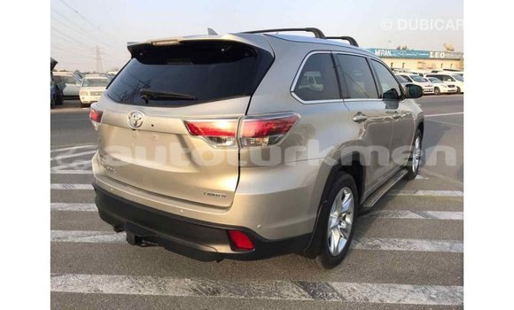 Buy Import Toyota Highlander Beige Car in Import - Dubai in Ahal Buy Import Toyota Highlander Beige Car in Import - Dubai in Ahal
