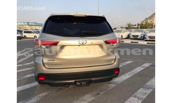 Buy Import Toyota Highlander Beige Car in Import - Dubai in Ahal Buy Import Toyota Highlander Beige Car in Import - Dubai in Ahal