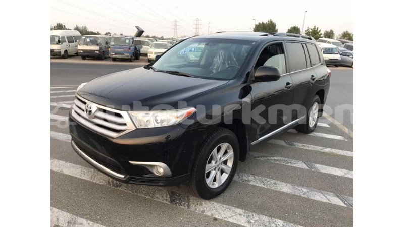 Big with watermark toyota highlander ahal import dubai 1262