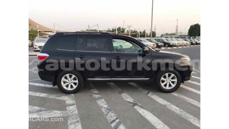 Big with watermark toyota highlander ahal import dubai 1262