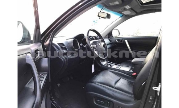 Buy Import Toyota Highlander Black Car in Import - Dubai in Ahal Buy Import Toyota Highlander Black Car in Import - Dubai in Ahal