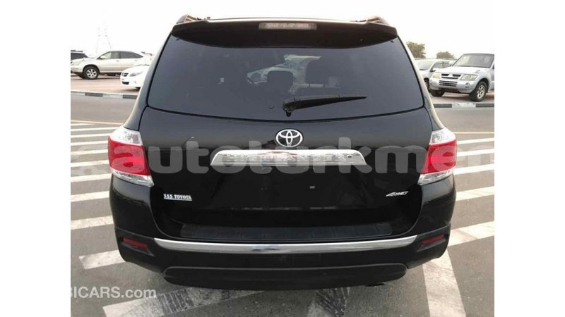 Big with watermark toyota highlander ahal import dubai 1262