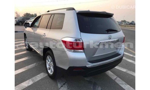 Buy Import Toyota Highlander Other Car in Import - Dubai in Ahal Buy Import Toyota Highlander Other Car in Import - Dubai in Ahal